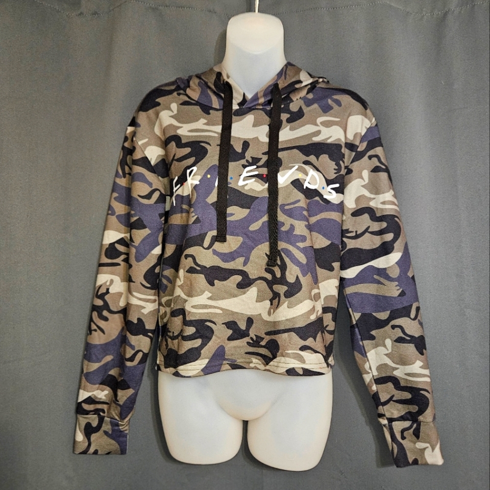 Sz S FRIENDS Camo Hoodie
